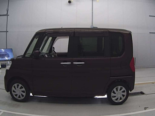 DAIHATSU TANTO 2018