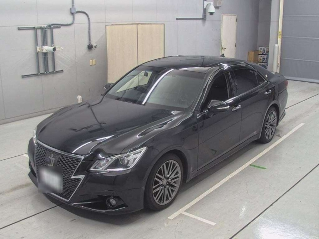 TOYOTA CROWN 2013
