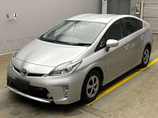 TOYOTA PRIUS 2013