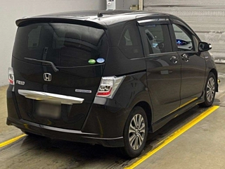 HONDA FREED 2013