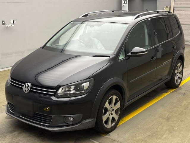 VOLKSWAGEN GOLF TOURAN 2013