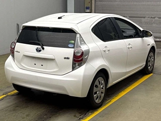 TOYOTA AQUA 2014