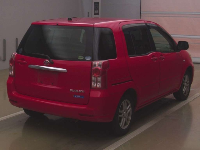 TOYOTA RAUM 2008