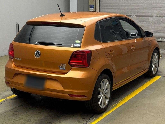 VOLKSWAGEN POLO 2017