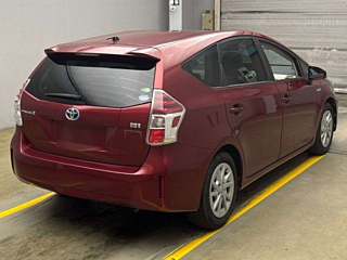 TOYOTA PRIUS ALPHA 2020