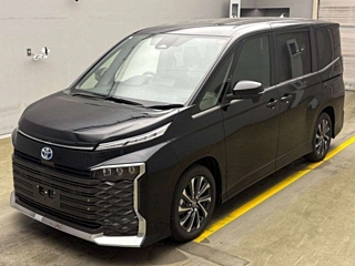 TOYOTA VOXY 2025