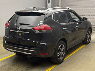 NISSAN X-TRAIL 2019