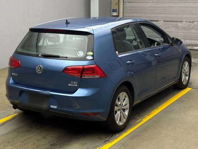 VOLKSWAGEN GOLF 2014