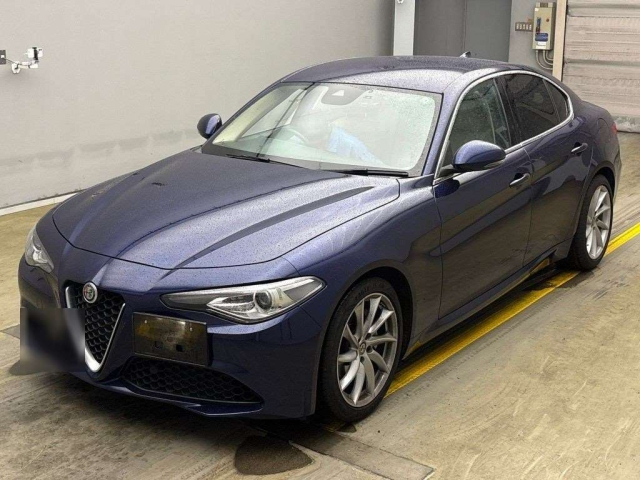 ALFAROMEO GIULIA 2017