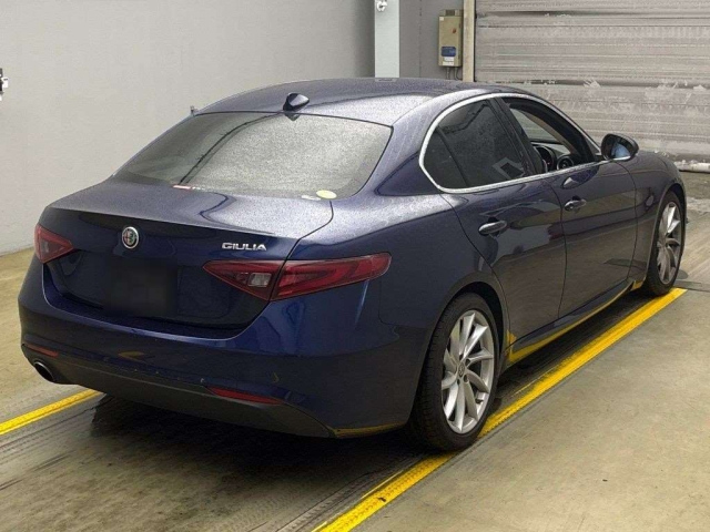 ALFAROMEO GIULIA 2017