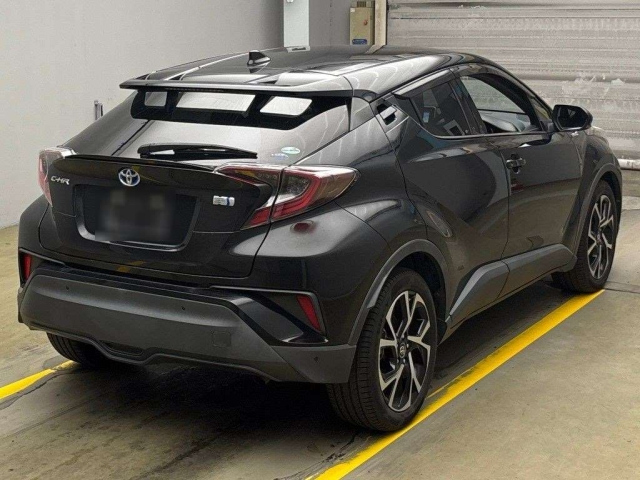 TOYOTA C-HR 2017