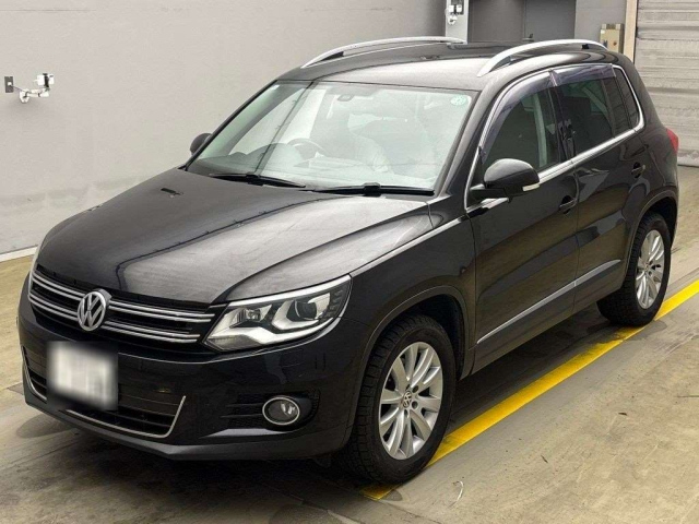 VOLKSWAGEN TIGUAN 2012