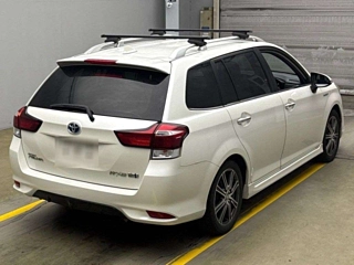 TOYOTA COROLLA FIELDER 2017