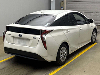TOYOTA PRIUS 2017