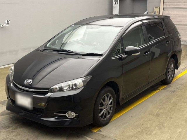 TOYOTA WISH 2017