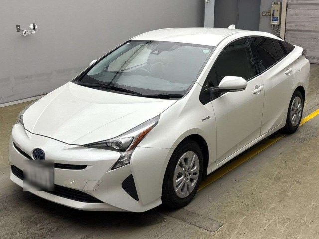 TOYOTA PRIUS 2017