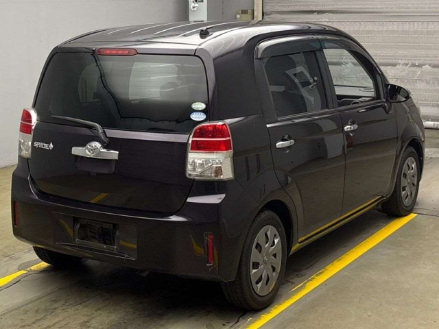 TOYOTA SPADE 2014
