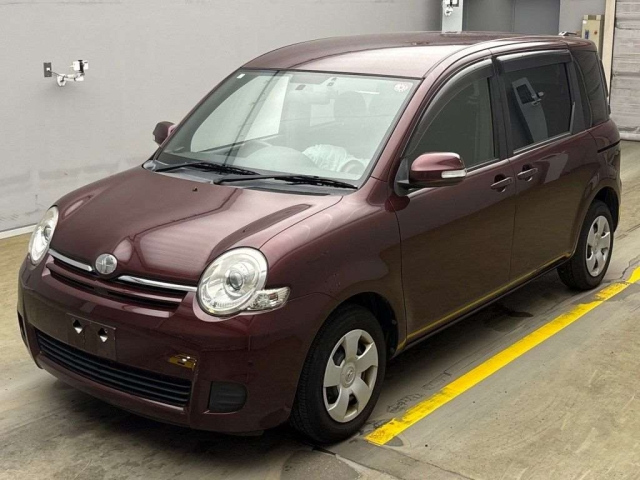TOYOTA SIENTA 2014