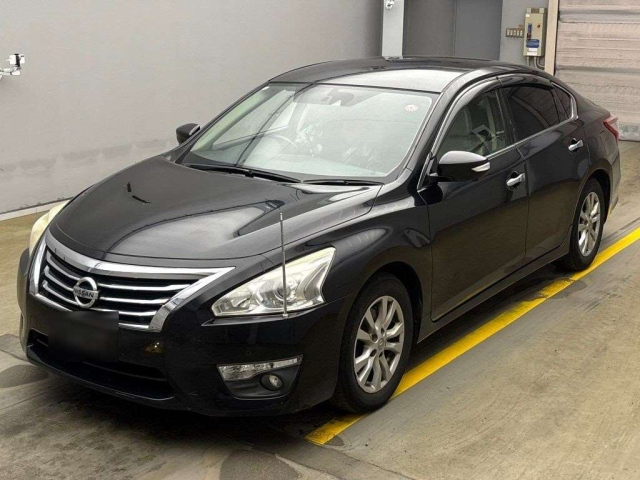 NISSAN TEANA 2015