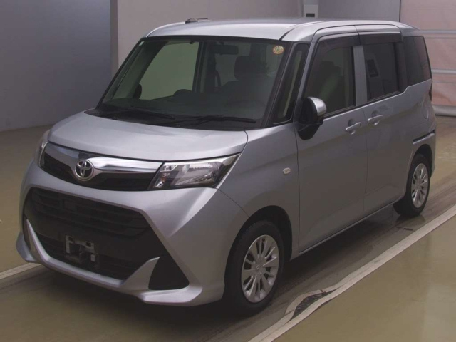 TOYOTA TANK 2017