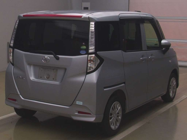 TOYOTA TANK 2017