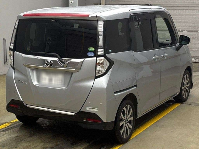 TOYOTA TANK 2019