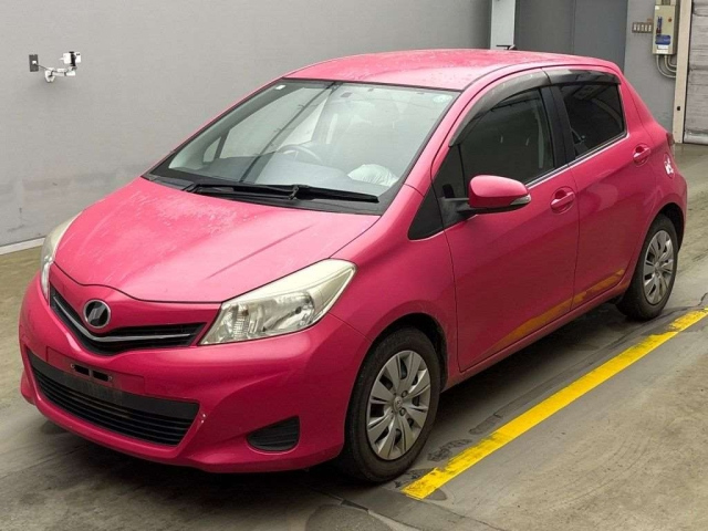 TOYOTA VITZ 2014