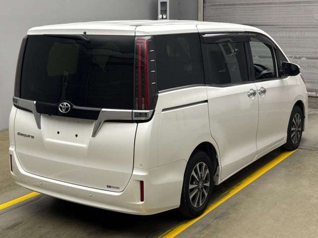TOYOTA ESQUIRE 2021