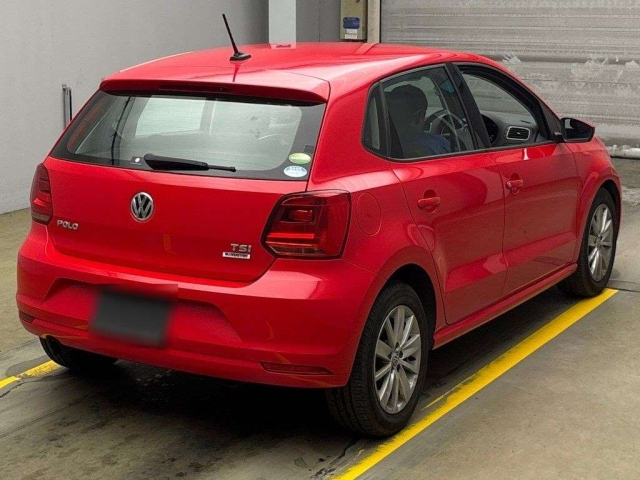 VOLKSWAGEN POLO 2017