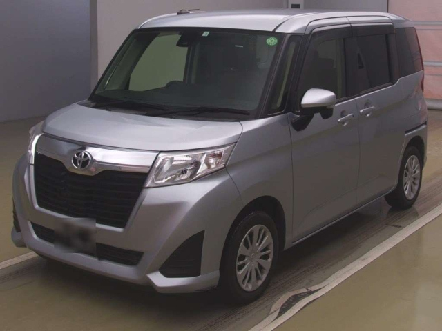 TOYOTA ROOMY 2018