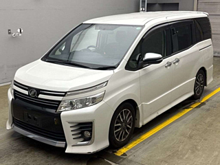 TOYOTA VOXY 2015