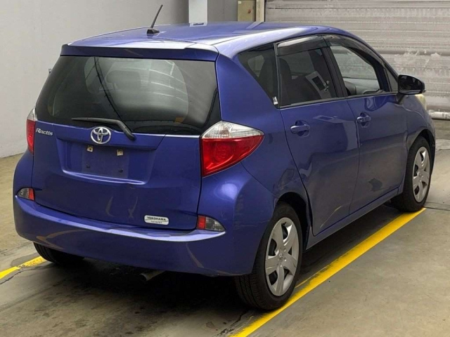 TOYOTA RACTIS 2012