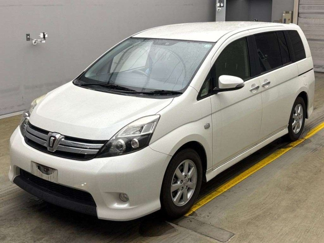 TOYOTA ISIS 2014