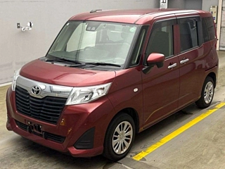TOYOTA ROOMY 2018