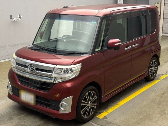 DAIHATSU TANTO 2014