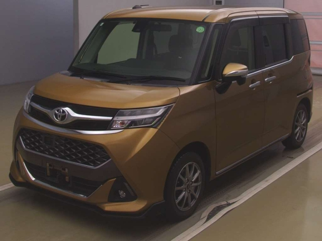 TOYOTA TANK 2018