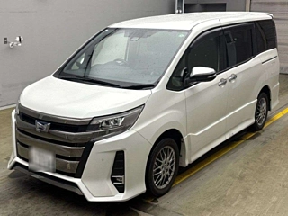 TOYOTA NOAH 2021