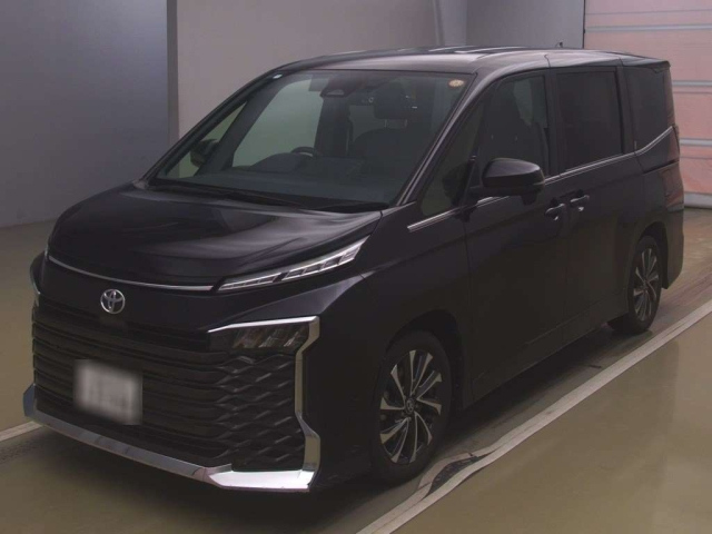 TOYOTA VOXY 2024