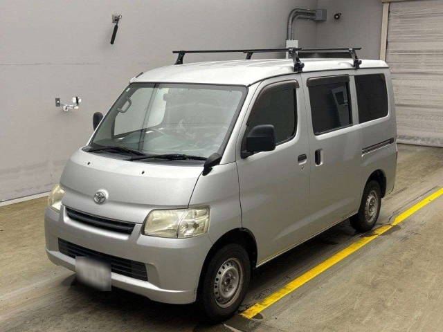 TOYOTA TOWN ACE VAN 2009