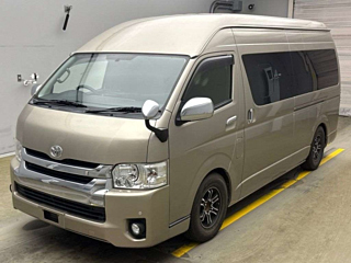 TOYOTA HIACE 2017
