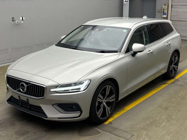 VOLVO V60 2018