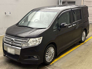 HONDA STEP WAGON 2011