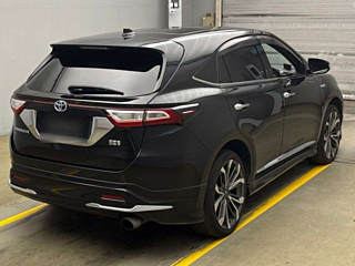 TOYOTA HARRIER 2017