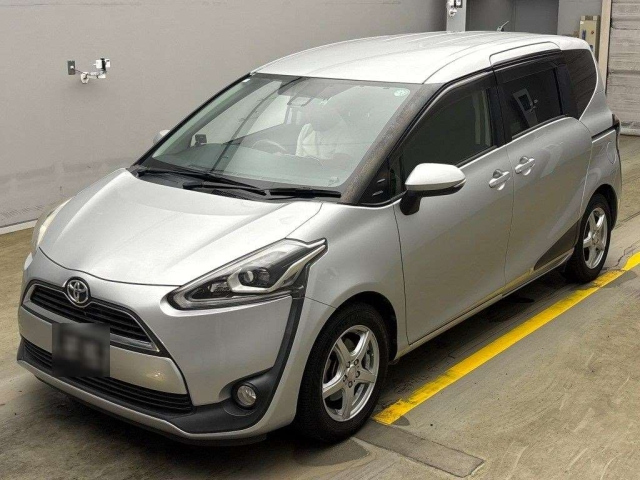 TOYOTA SIENTA 2016