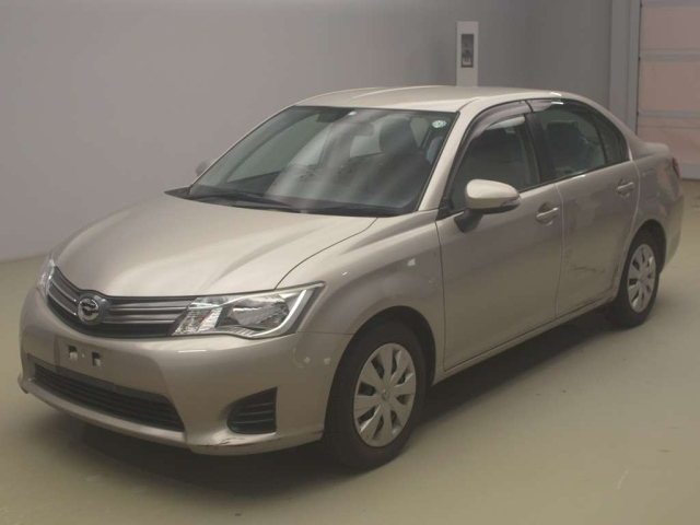 TOYOTA COROLLA AXIO 2013