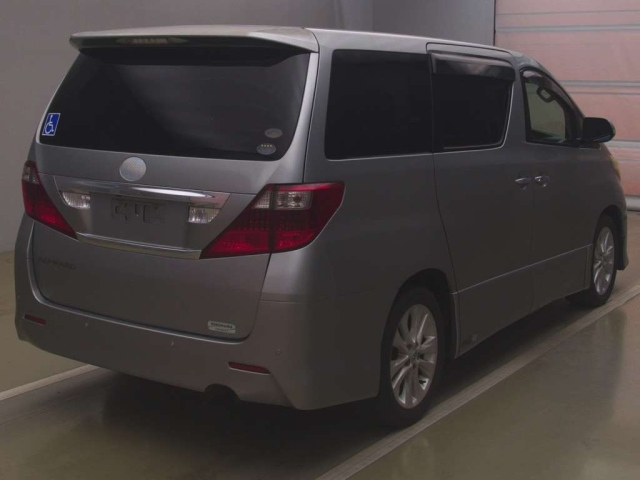 TOYOTA ALPHARD 2009
