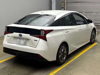 TOYOTA PRIUS 2019