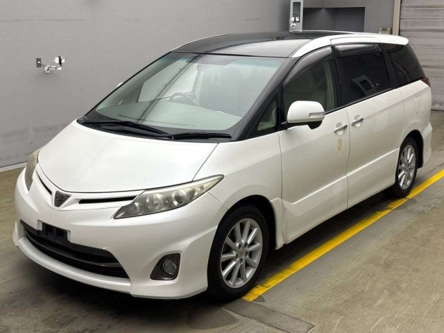 TOYOTA ESTIMA 2010