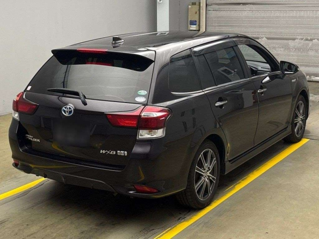 TOYOTA COROLLA FIELDER 2017