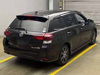TOYOTA COROLLA FIELDER 2017